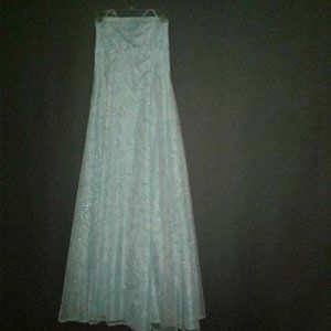 Glitter Aqua Blue Masquerade Dress Size: 7-8 OBO
